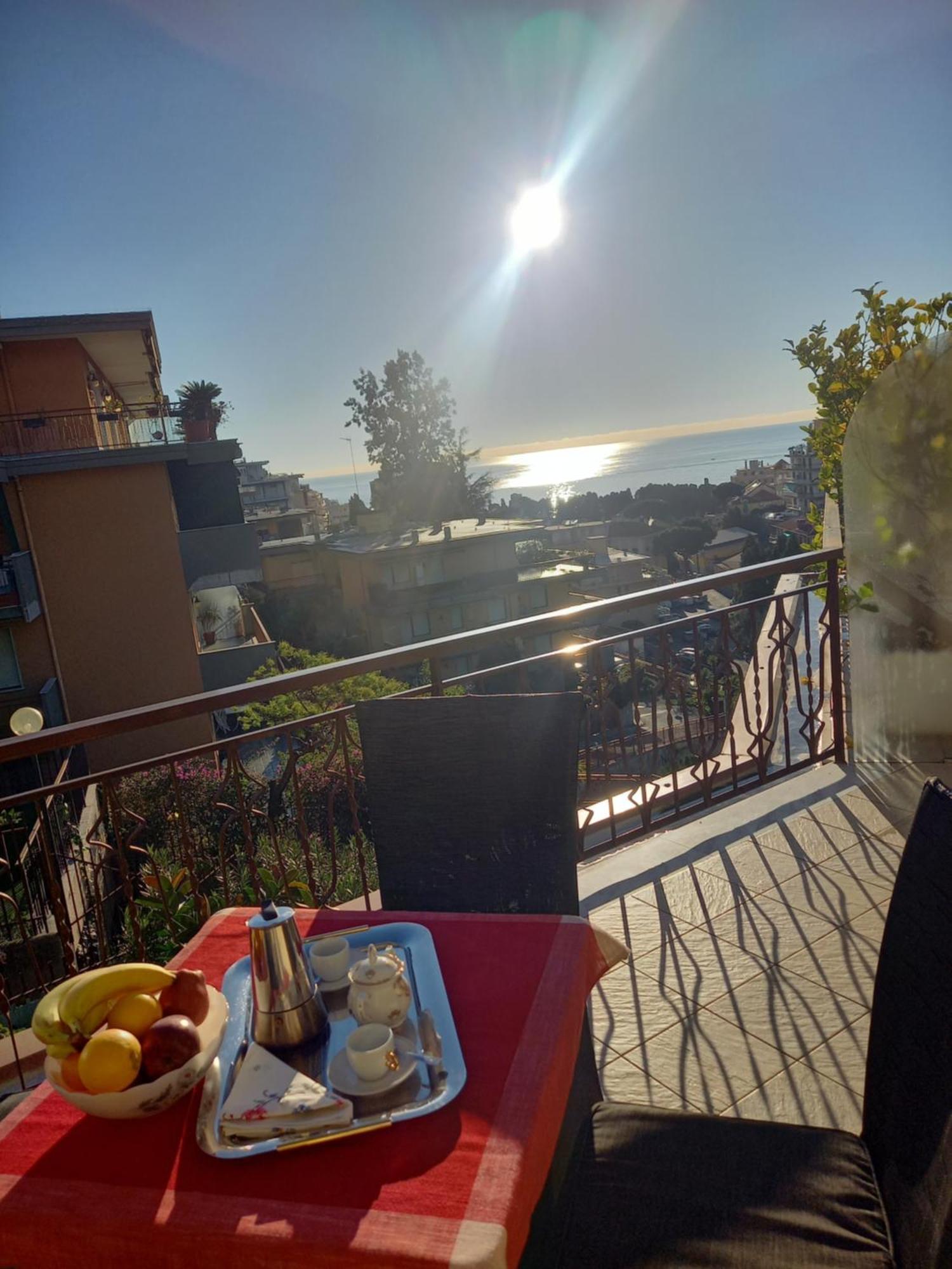 Appartamento Vista Mare Stella Marina Sanremo Exterior photo