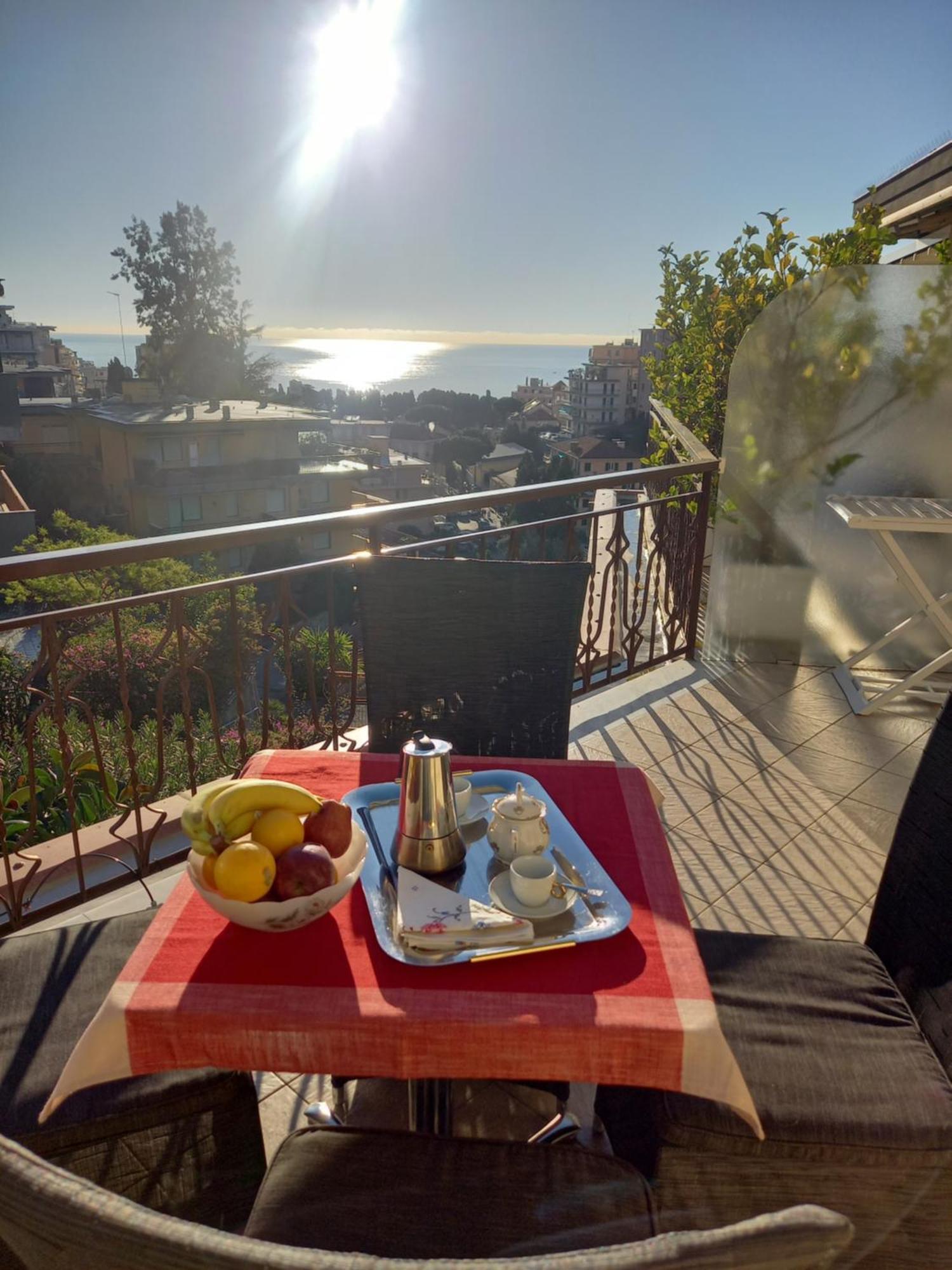 Appartamento Vista Mare Stella Marina Sanremo Exterior photo